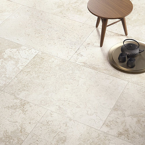 particolare del pavimento della collezione Manor, variante White