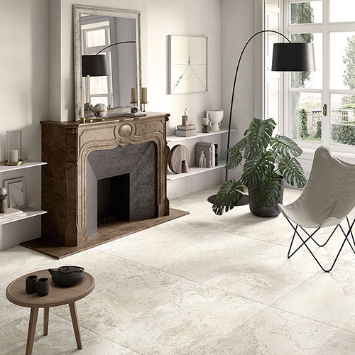 Ambiente living realizzato con pavimento della collezione Manor, variante White