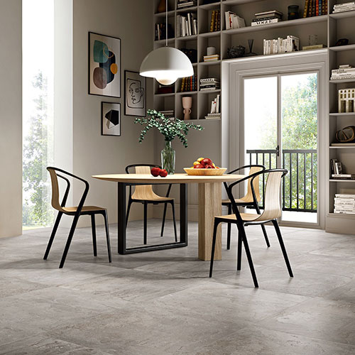 Cucina realizzata con Pavimento della collezione Shade, variante Dark