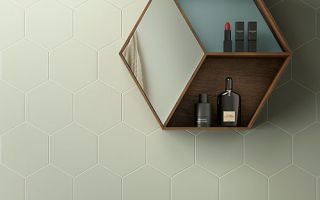 Particolare del rivestimento realizzato con esagono collezione Honey, variante Emerald